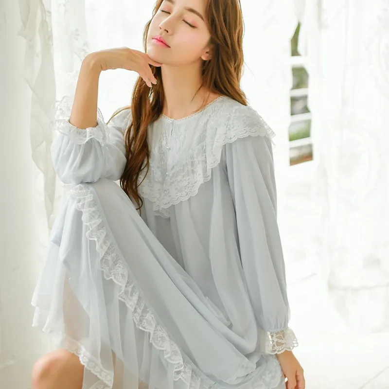 Vintage Women's Cotton Long Nightgowns White Lace Sleepwear Elegant Female Princess Sweet Night Dress Autumn Winter Home Wear
Vintage Women's Cotton Long Nightgowns White Lace Sleepwear Elegant Female Princess Sweet Night Dress Autumn Winter Home Wear