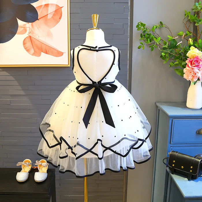 Girls Dresses Summer 2019 Polka Dot Dress Children Princess Party Clothing Backless Love Girl Ball Gown for 2~7 Age Baby Dress
Girls Dresses Summer 2019 Polka Dot Dress Children Princess Party Clothing Backless Love Girl Ball Gown for 2~7 Age Baby Dress