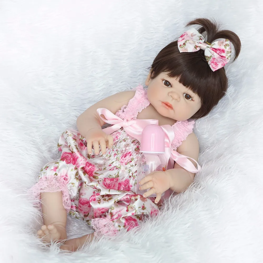 Silicone Reborn Boneca 55cm Fashion Bebes Reborn Princess Dolls brown eyes Baby Dolls For Children 2019 Latest model gift toy
Silicone Reborn Boneca 55cm Fashion Bebes Reborn Princess Dolls brown eyes Baby Dolls For Children 2019 Latest model gift toy