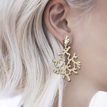 Nautical Beach Coral Branch Filigree Conch Shell Metal Animal Sea Runway Girl Drop Dangle Earrings Brinco Oorbellen Jewelry
Nautical Beach Coral Branch Filigree Conch Shell Metal Animal Sea Runway Girl Drop Dangle Earrings Brinco Oorbellen Jewelry