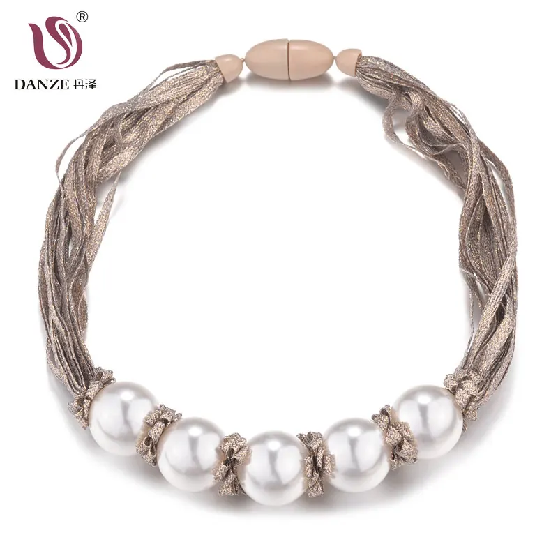 DANZE 5 Color Big Pearls Statement Chokers Necklaces for Women Bouquet Sequins Large Collar Bohemia Collier Femme Jewelry
DANZE 5 Color Big Pearls Statement Chokers Necklaces for Women Bouquet Sequins Large Collar Bohemia Collier Femme Jewelry