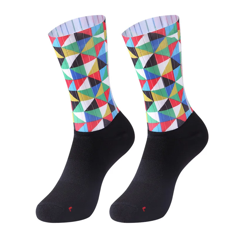 High Quality New Anti Slip Cycling Socks Men Women Integral Moulding High-tech Bike Sock Compression Bicycle Outdoor Runni sk19
High Quality New Anti Slip Cycling Socks Men Women Integral Moulding High-tech Bike Sock Compression Bicycle Outdoor Runni sk19