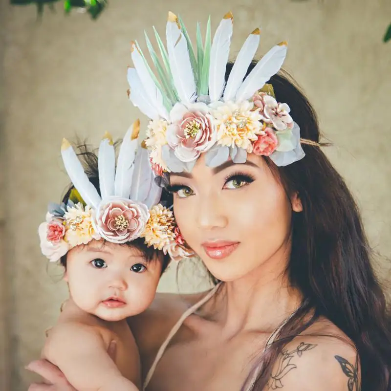 Retro Baby Girls Mom Headband with Flower Plume Feather for Photography Props Family Matching Daughter Mom Headwear Headband
Retro Baby Girls Mom Headband with Flower Plume Feather for Photography Props Family Matching Daughter Mom Headwear Headband