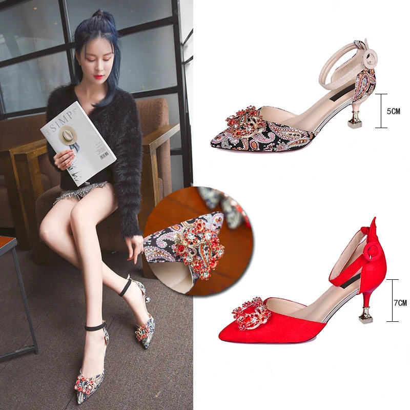 2019 New fashion high-heeled women's square buckle shallow 5/7 cm high-heeled shoes
2019 New fashion high-heeled women's square buckle shallow 5/7 cm high-heeled shoes
