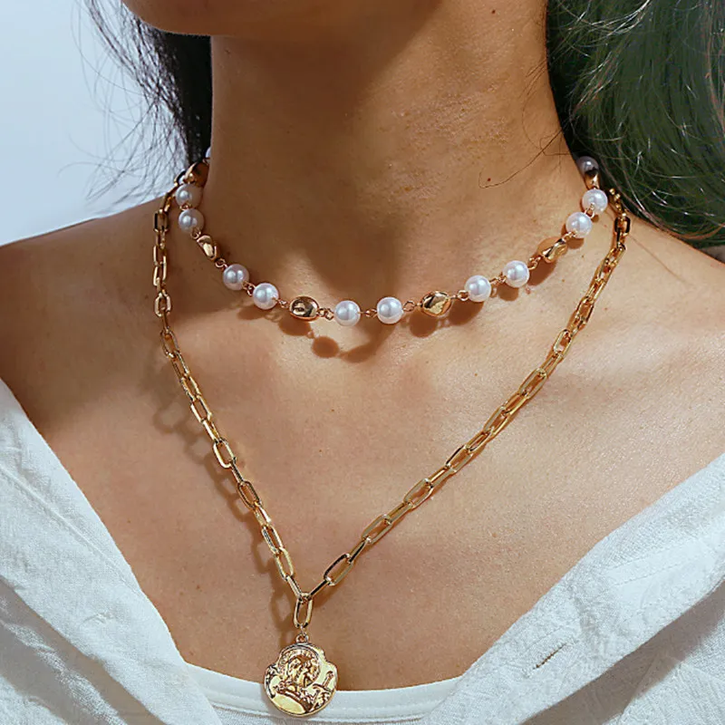 Vintage Chain Old Head Coin Double Pendant Long Chain Imitation Pearl Necklace Women Gold Necklace Simple Valentines Day Gift
Vintage Chain Old Head Coin Double Pendant Long Chain Imitation Pearl Necklace Women Gold Necklace Simple Valentines Day Gift