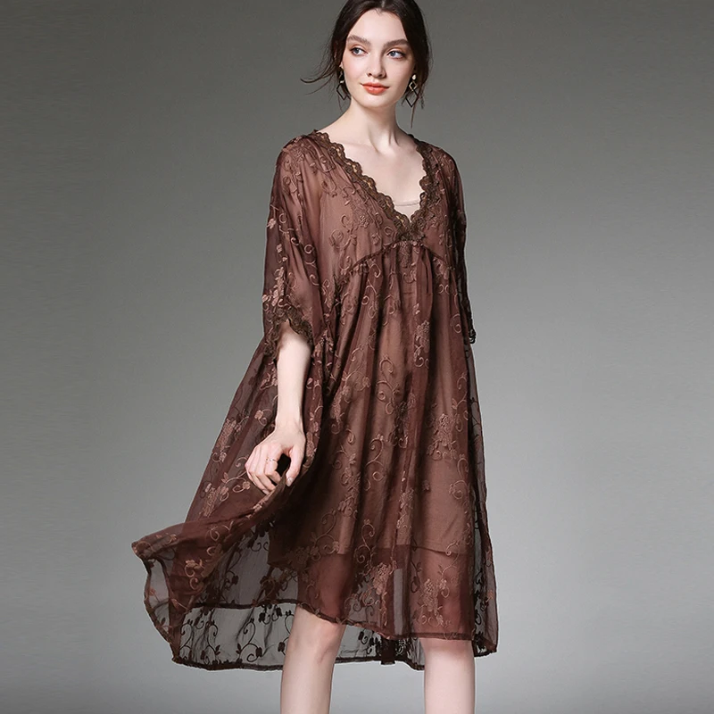 New 2019 Summer Women Plus Size Loose Fit embroidery Dress Set Elegant fake Silk midi Dress twinset chiffon dress vestidos XXXXL
New 2019 Summer Women Plus Size Loose Fit embroidery Dress Set Elegant fake Silk midi Dress twinset chiffon dress vestidos XXXXL