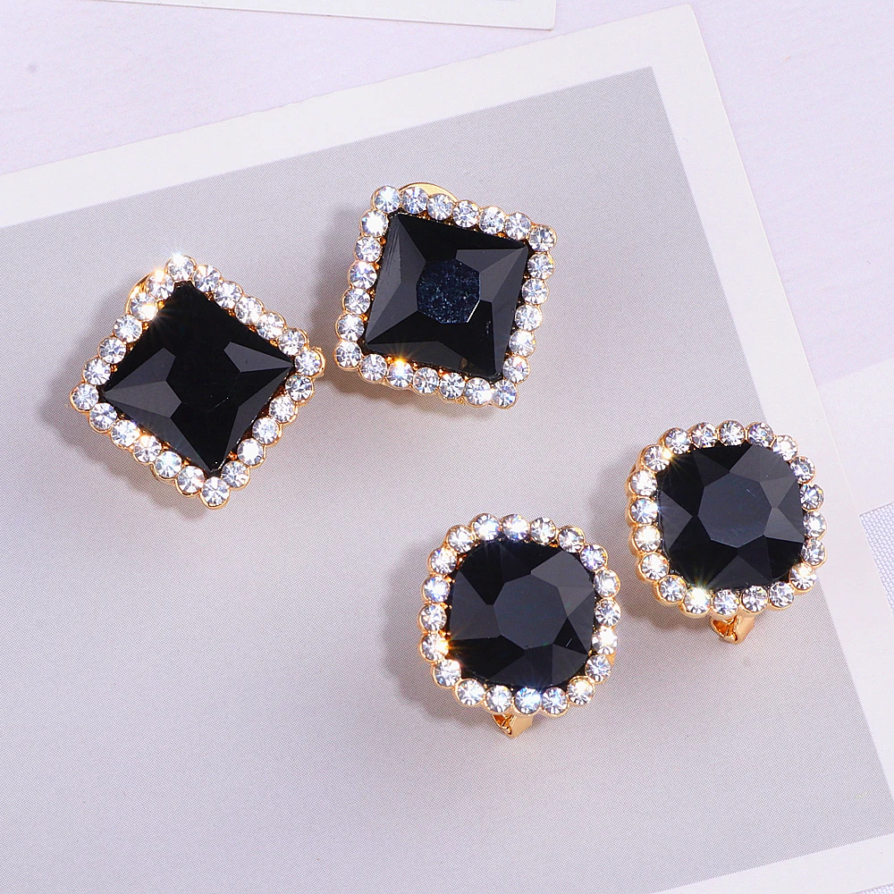 New Trendy Korean Geometric Crystal Stud Earrings Brincos Gold Metal Round Square Stud Earring for Women Jewelry Wholesale WX176
New Trendy Korean Geometric Crystal Stud Earrings Brincos Gold Metal Round Square Stud Earring for Women Jewelry Wholesale WX176