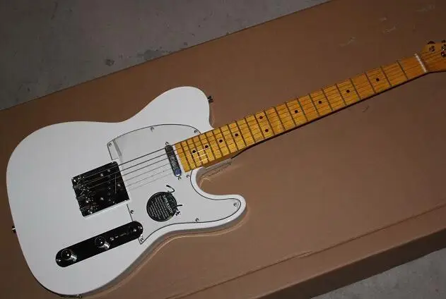 Free Shipping Hot Selling 6 String F Custom Shop Telecaster stratocaster Electric Guitar In Stock
Free Shipping Hot Selling 6 String F Custom Shop Telecaster stratocaster Electric Guitar In Stock
