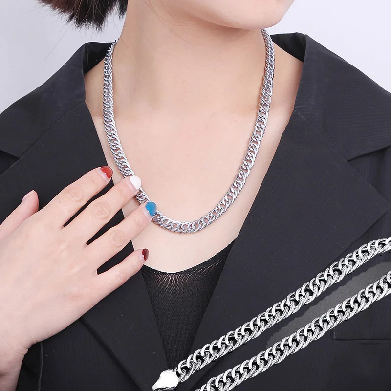 Punk Exaggerated Heavy Metal Big Necklace 8MM Silver Link Chain Necklace Women Men Charm Boho Unisex Jewelry
Punk Exaggerated Heavy Metal Big Necklace 8MM Silver Link Chain Necklace Women Men Charm Boho Unisex Jewelry