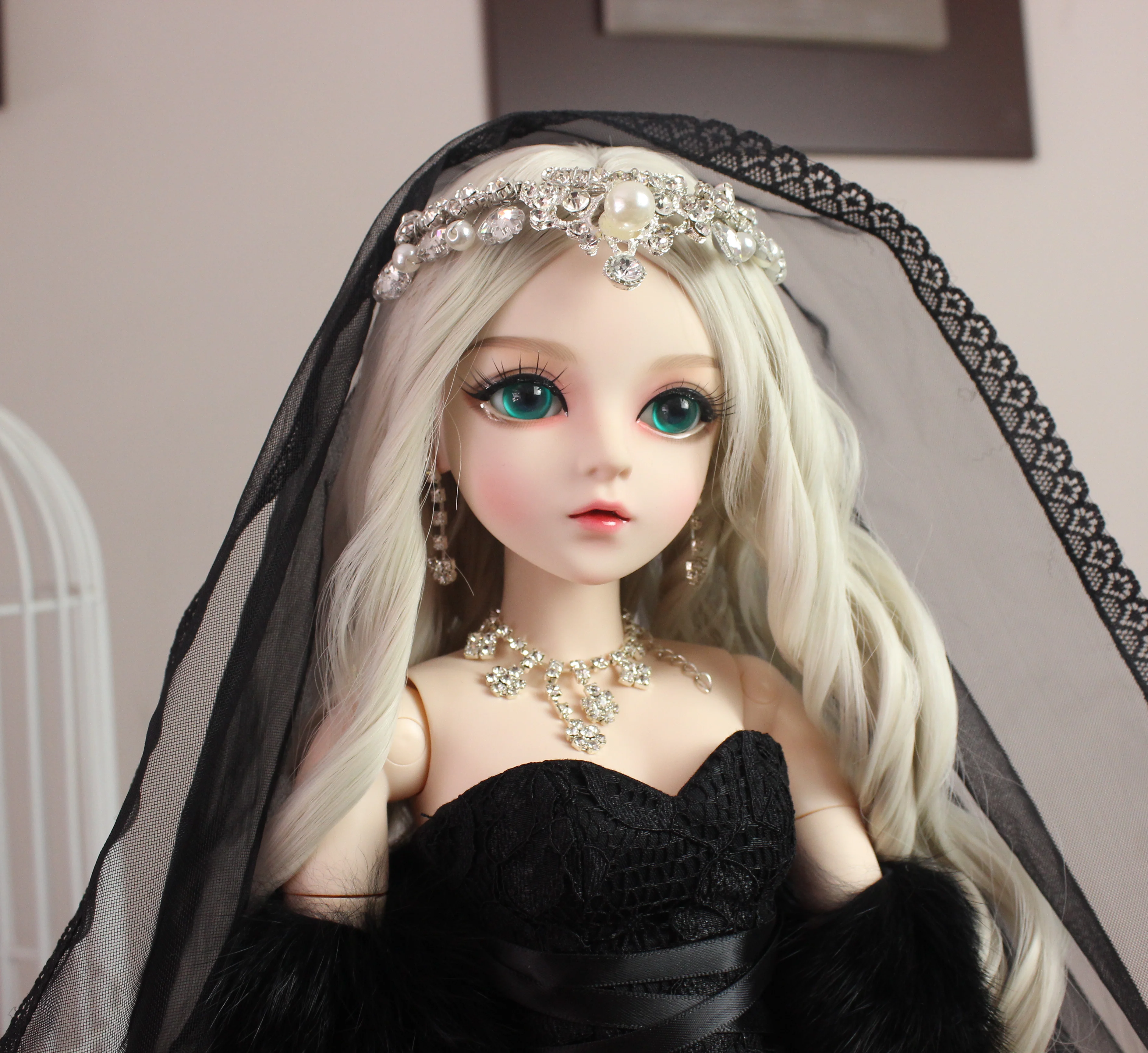BJD 1/3ball jointed Doll gifts for girl Handpainted makeup fullset Lolita/princess doll with wedding dress STARRY NIGHT
BJD 1/3ball jointed Doll gifts for girl Handpainted makeup fullset Lolita/princess doll with wedding dress STARRY NIGHT