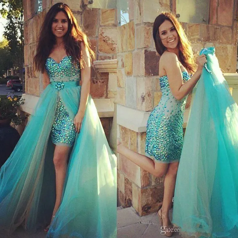 2019 Best Selling Emerald Green Prom Dresses with Detachable Train Sexy V Neckline Tulle Prom Gowns Elegant High Low Prom Dress
2019 Best Selling Emerald Green Prom Dresses with Detachable Train Sexy V Neckline Tulle Prom Gowns Elegant High Low Prom Dress
