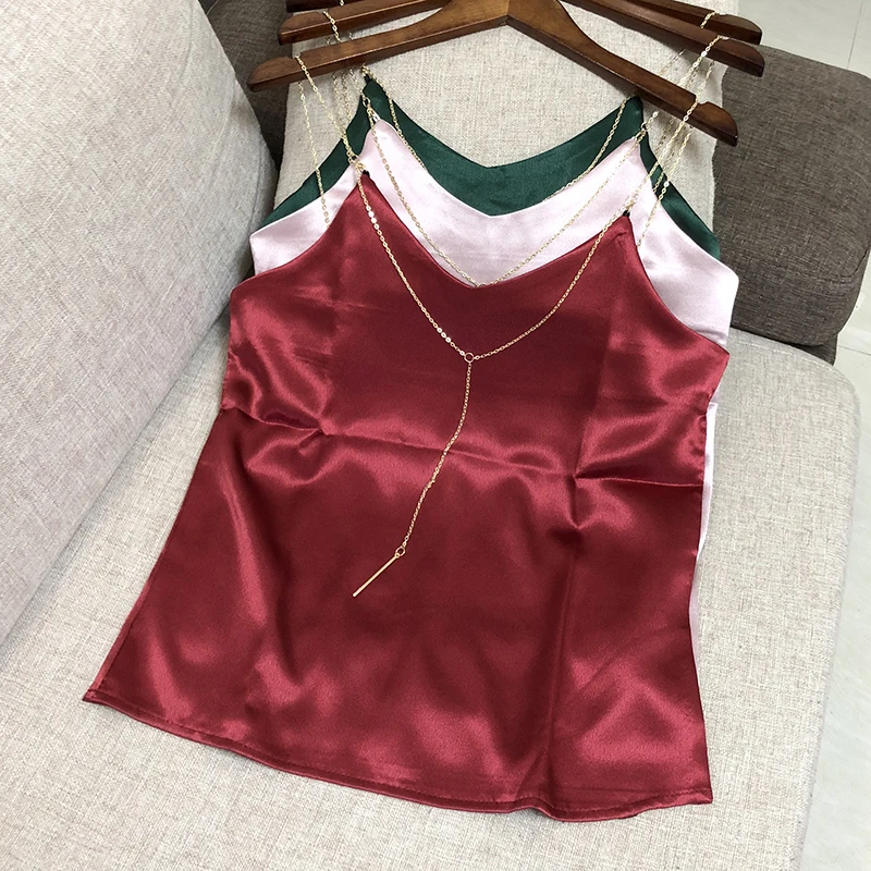2018 Summer Women High Quality Stain Camis Fashion Sexy V-Neck Crop Metal Strapless Tops Female Beach Club Colar Tanks Camisole
2018 Summer Women High Quality Stain Camis Fashion Sexy V-Neck Crop Metal Strapless Tops Female Beach Club Colar Tanks Camisole