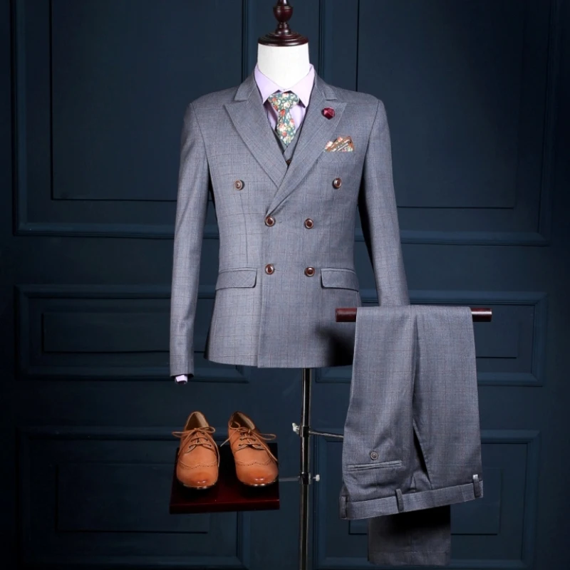 NA28 Check Grid Peaked Collar Formal Male Custom Made Tuxedo Costume 3 Pieces Jacket Vest Pants Suits With Pants Double Breast
NA28 Check Grid Peaked Collar Formal Male Custom Made Tuxedo Costume 3 Pieces Jacket Vest Pants Suits With Pants Double Breast