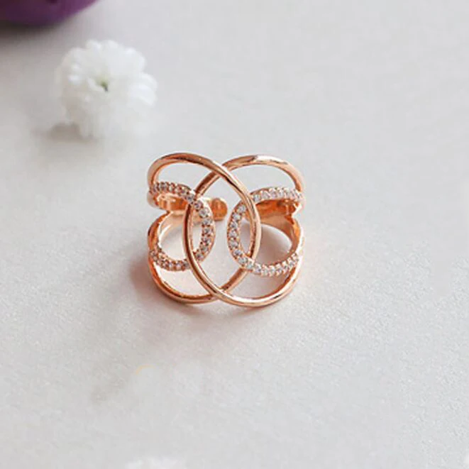 Women's zircon delicate circles modern Rings for banquet party new design Electroplate Gold Keep Color Open adjustable Rings
Women's zircon delicate circles modern Rings for banquet party new design Electroplate Gold Keep Color Open adjustable Rings