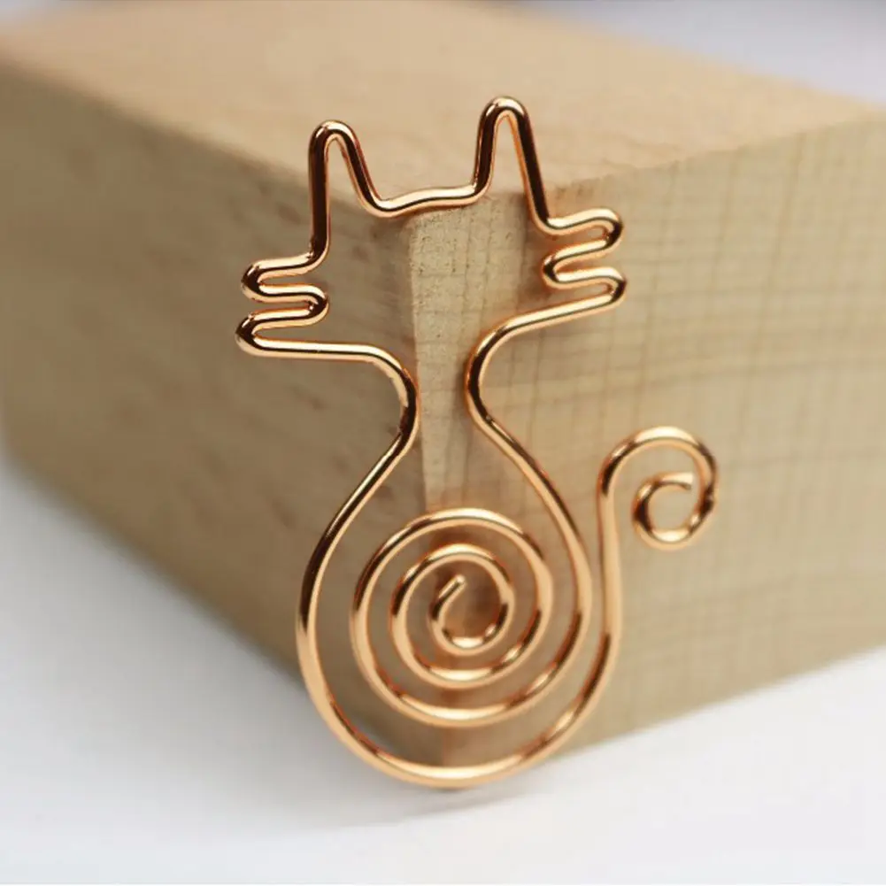 8 Pcs/box Kawaii Cat Paper Clips Bookmark Planner Tools Scrap-booking Tools Office Binding Supplies Gold Color Binder Paper Clip
8 Pcs/box Kawaii Cat Paper Clips Bookmark Planner Tools Scrap-booking Tools Office Binding Supplies Gold Color Binder Paper Clip