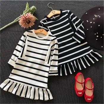 2016 Autumn new hot sell girl cotton striped long sleeved sweater dress children 's lotus leaf baby girl cotton clothes
2016 Autumn new hot sell girl cotton striped long sleeved sweater dress children 's lotus leaf baby girl cotton clothes