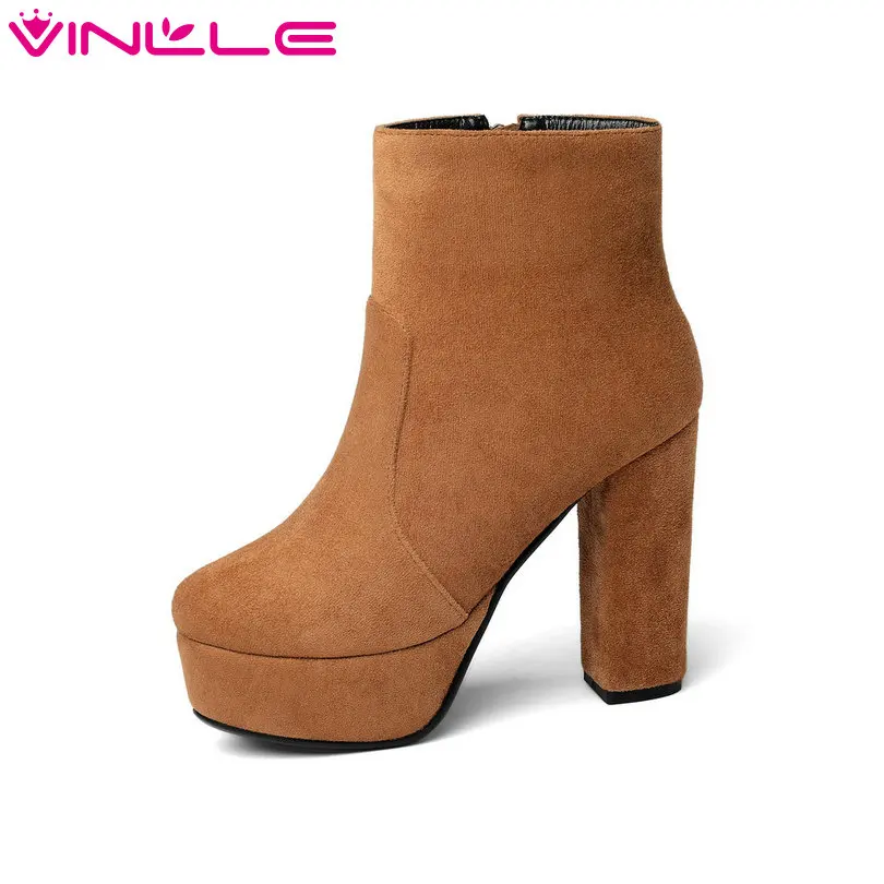 VINLLE 2019 Women Ankle Boots Square Heel Pointed Toe Zipper Fashion Women Shoes Black Flock Women Causal Boots Size 34-43
VINLLE 2019 Women Ankle Boots Square Heel Pointed Toe Zipper Fashion Women Shoes Black Flock Women Causal Boots Size 34-43