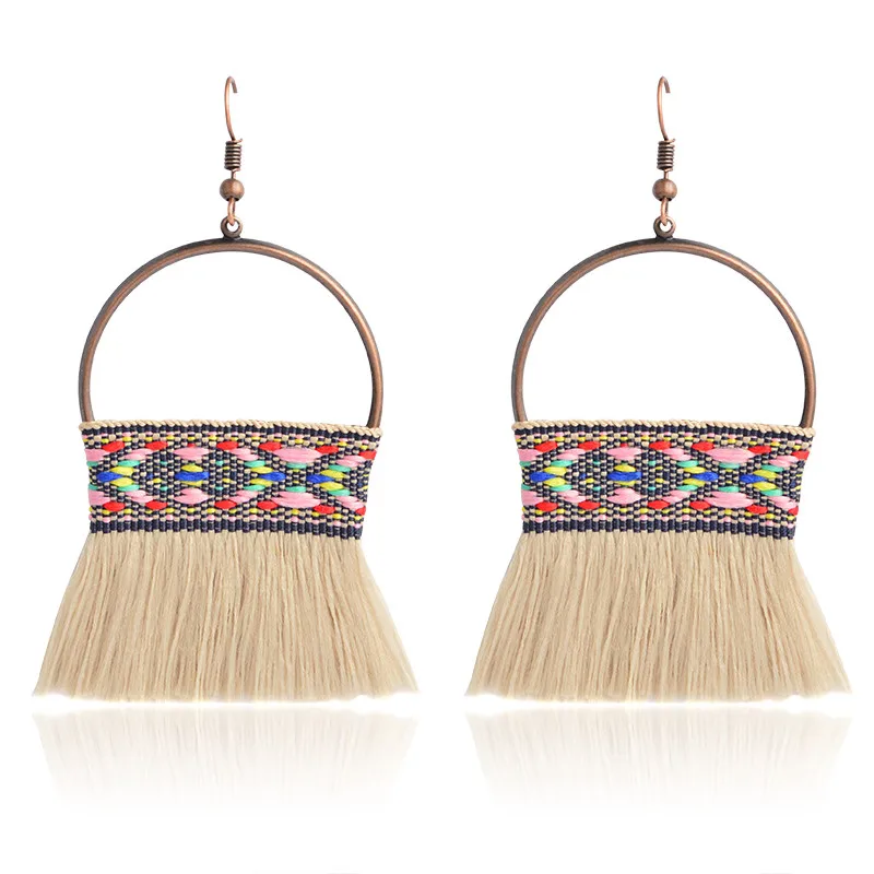 Bohemia Embroidery Multi color tassel earrings Ethnic Hollow half moon Fringe Dangle Earrings for Women Charm Indian Ear jewelry
Bohemia Embroidery Multi color tassel earrings Ethnic Hollow half moon Fringe Dangle Earrings for Women Charm Indian Ear jewelry