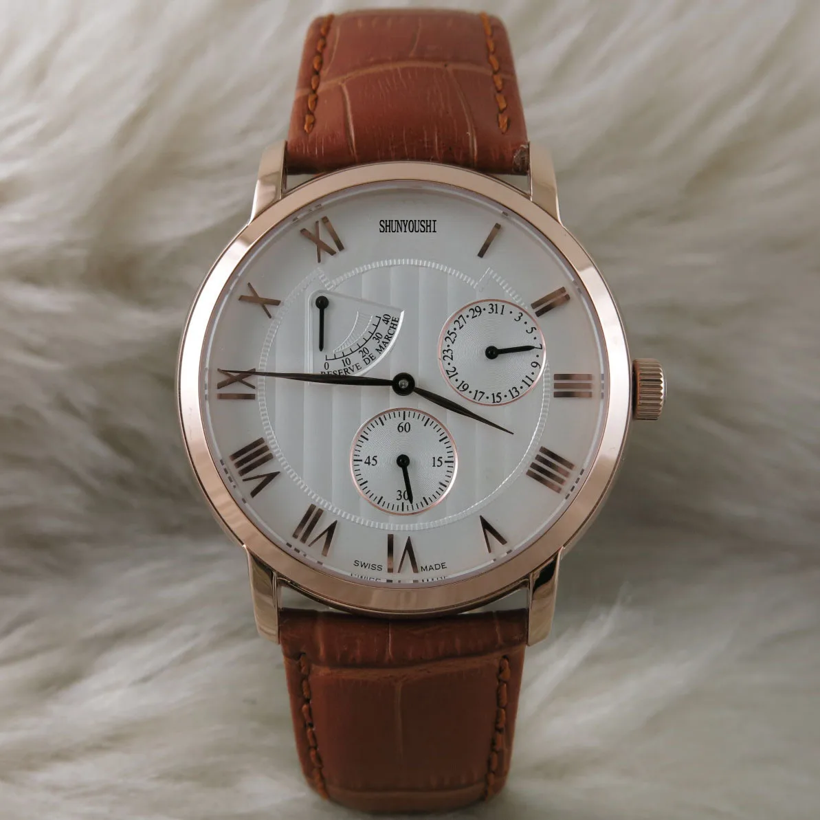 WG06407 Mens Watches Top Brand Runway Luxury European Design Automatic Mechanical Watch
WG06407 Mens Watches Top Brand Runway Luxury European Design Automatic Mechanical Watch