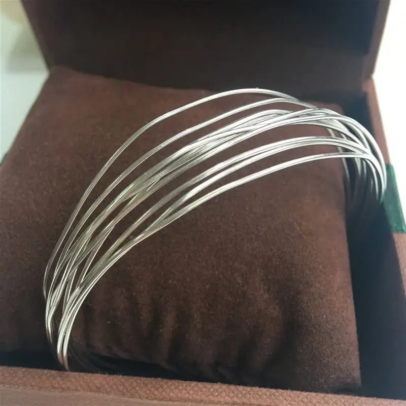 " Fake One Penalty Ten " ( 1.6M=13G ) 1.0MM/ W 925 Sterling Silver Wire Jewelry Accessories Jewellry Findings
" Fake One Penalty Ten " ( 1.6M=13G ) 1.0MM/ W 925 Sterling Silver Wire Jewelry Accessories Jewellry Findings