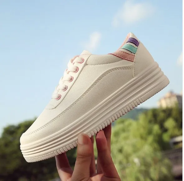 2018 new Style Women Flat Shoes Small White Shoes PU Women Shoes Free Shipping