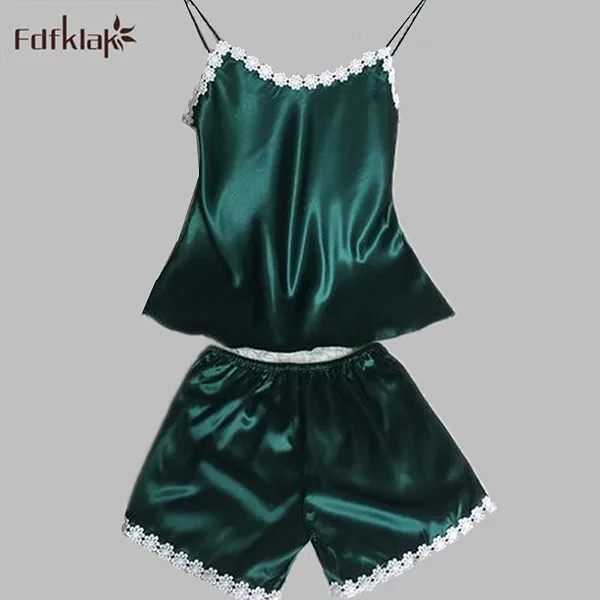 New sexy 2017 silk satin short pajama set lace summer pajamas women large size girl's pijama home clothes pyjama femme A681
New sexy 2017 silk satin short pajama set lace summer pajamas women large size girl's pijama home clothes pyjama femme A681