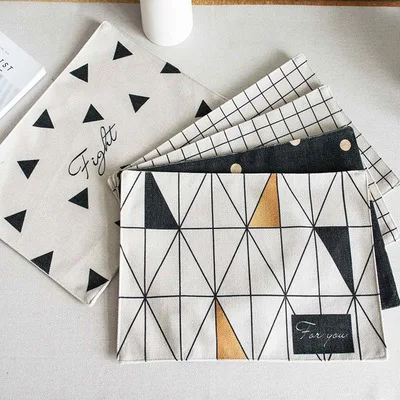 Double-layer Cotton and Linen Table Napkin Dish Cloth Black and White Europe geometric pattern Kitchen Towel Tea and Coffee Pad
Double-layer Cotton and Linen Table Napkin Dish Cloth Black and White Europe geometric pattern Kitchen Towel Tea and Coffee Pad