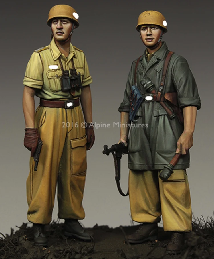 1/35 1st FJ Div Set, 2 figures, Resin Model Soldier GK, World War II military theme, Unassembled and unpainted kit
1/35 1st FJ Div Set, 2 figures, Resin Model Soldier GK, World War II military theme, Unassembled and unpainted kit