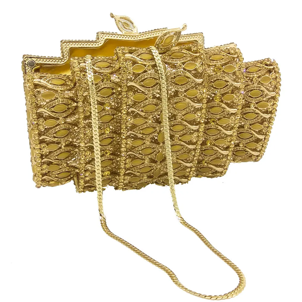 CBG833306-4-(8)