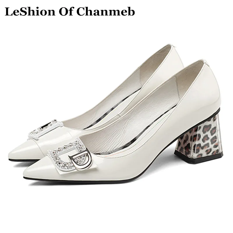 Luxury Crystal Buckle Pumps for Woman Leopard Square Heels Shoes Women Pointed Toe Slip ons Block Heels Red White Pumps Shoes
Luxury Crystal Buckle Pumps for Woman Leopard Square Heels Shoes Women Pointed Toe Slip ons Block Heels Red White Pumps Shoes