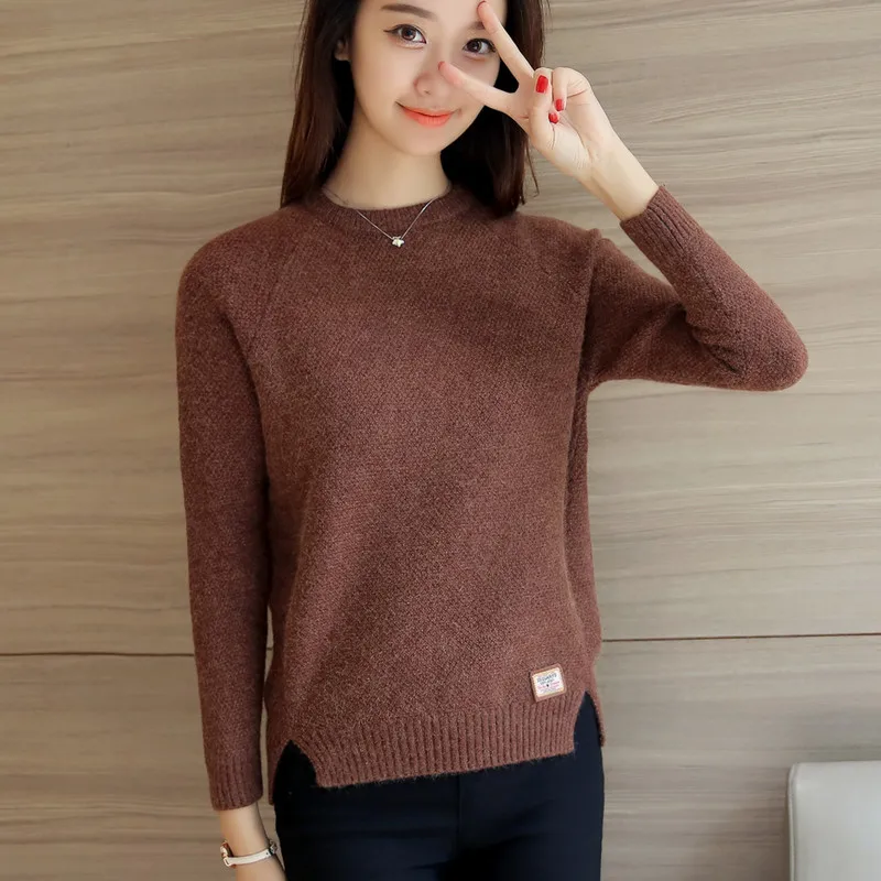 2019 autumn and winter new Korean version of the sweater women under the fork under the jacket to take the first base shirt
2019 autumn and winter new Korean version of the sweater women under the fork under the jacket to take the first base shirt
