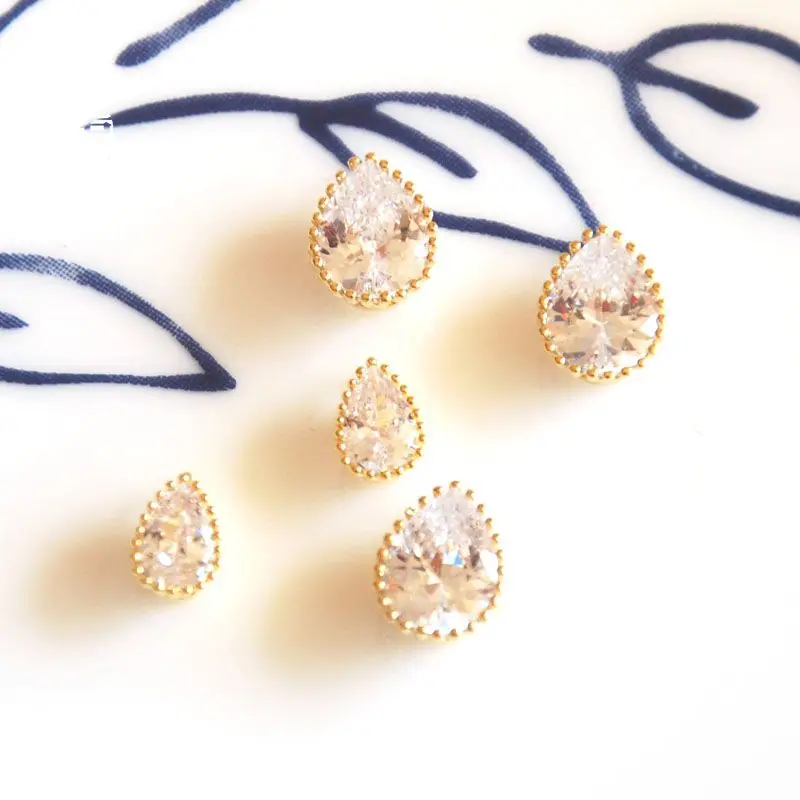 wholesale 5 pcs/lot gold color cz stone charms tear drop golden jewelry making craft findings DIY for women
wholesale 5 pcs/lot gold color cz stone charms tear drop golden jewelry making craft findings DIY for women