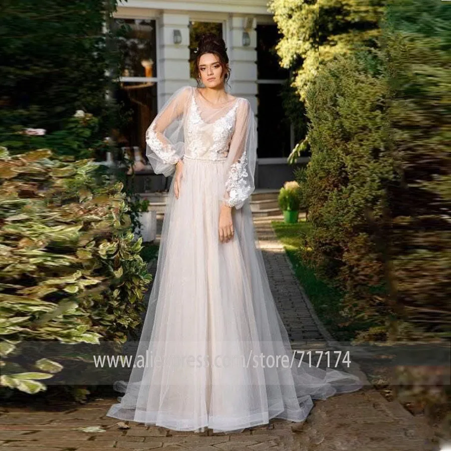 Two Layer Scoop Tulle Neckline Long Applique Sleeves A-line Wedding Dress with Beading Belt Pearls Back Court Train Bridal Dress
Two Layer Scoop Tulle Neckline Long Applique Sleeves A-line Wedding Dress with Beading Belt Pearls Back Court Train Bridal Dress