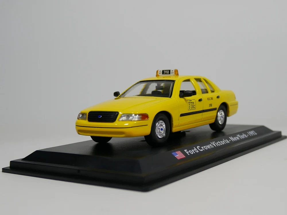 leo model 1:43 Ford Crown Victoria New York taxi 1992 USA taxi Diecast model car
leo model 1:43 Ford Crown Victoria New York taxi 1992 USA taxi Diecast model car