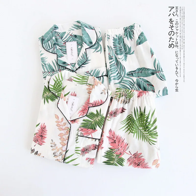 Green Palm Leaf Print Revere Collar Pajama Set Summer Casual Sleepwear Women Elastic Waist Sleepwear with Botton 2 Pieces Sets
Green Palm Leaf Print Revere Collar Pajama Set Summer Casual Sleepwear Women Elastic Waist Sleepwear with Botton 2 Pieces Sets
