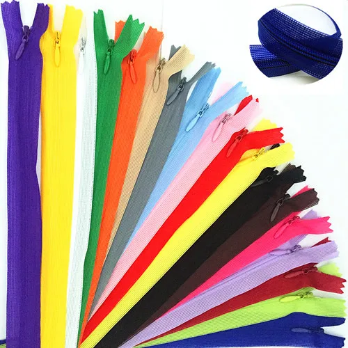 10 pieces #3 28-60 cm (11/12/14/16 / 18/20/24 inch) nylon invisible soft tulle coil zipper sewing (color please choose)
10 pieces #3 28-60 cm (11/12/14/16 / 18/20/24 inch) nylon invisible soft tulle coil zipper sewing (color please choose)