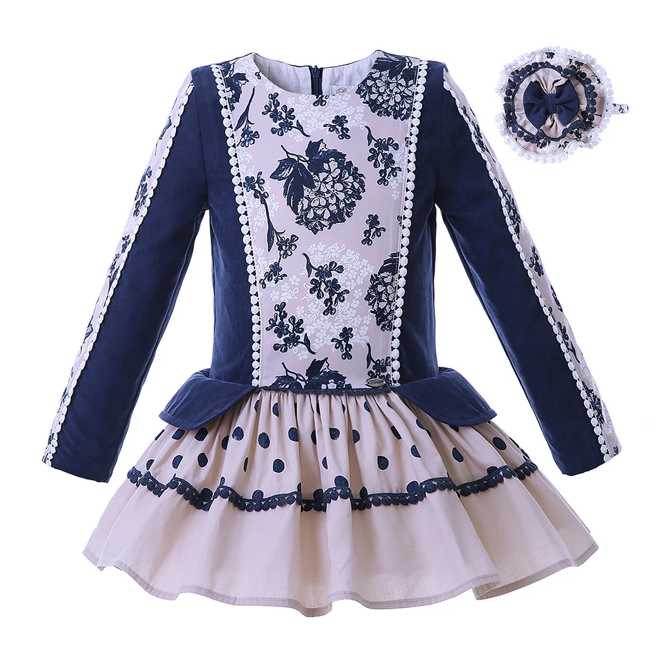 Pettigirl Newest Vintage Bountique Printed Autumn Girls Blue Dot Dress With Headband Kid Clothing G-DMGD106-B355
Pettigirl Newest Vintage Bountique Printed Autumn Girls Blue Dot Dress With Headband Kid Clothing G-DMGD106-B355