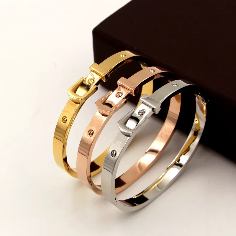 Factory Price Stainless Steel Gold Color Rivet Buckle Bracelet Bangle For Men Women Fashion Luxury Jewelry Gift
Factory Price Stainless Steel Gold Color Rivet Buckle Bracelet Bangle For Men Women Fashion Luxury Jewelry Gift