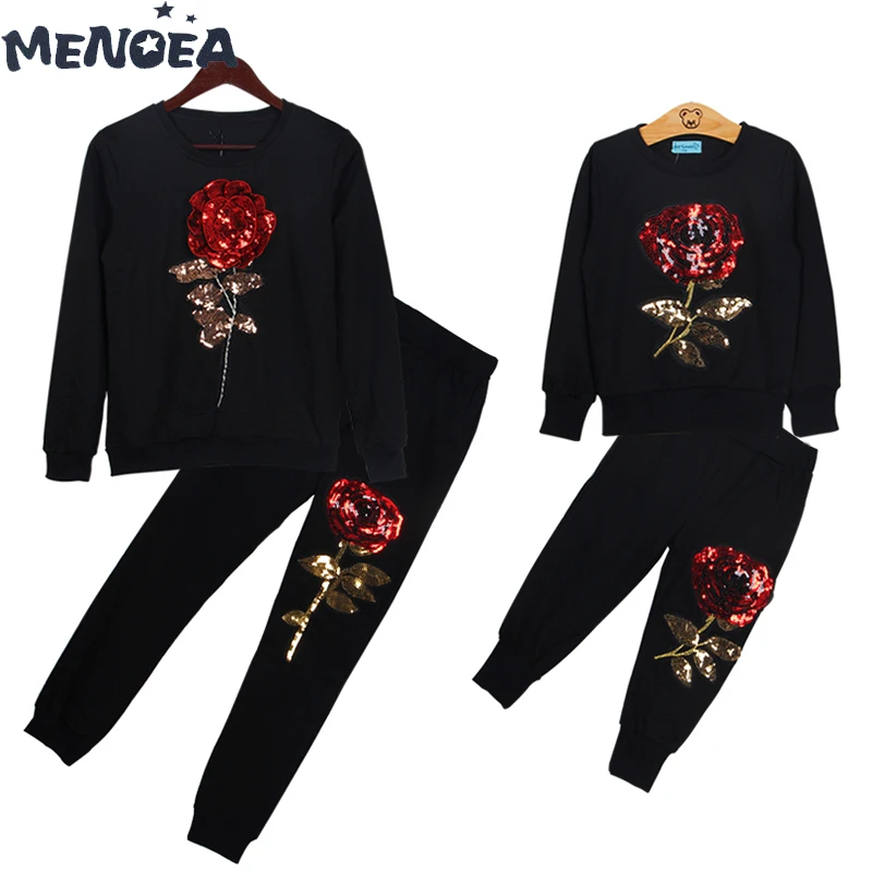 Nerlero Family Matching Outfits New Spring Autumn Mother and Daughter Long Sleeve Rose Floral Sweatshirt + Pants Suit 2Pcs Suit
Nerlero Family Matching Outfits New Spring Autumn Mother and Daughter Long Sleeve Rose Floral Sweatshirt + Pants Suit 2Pcs Suit