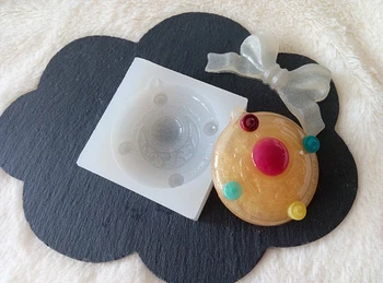 Super Reducer Silicone Pendant DIY Molds Resin Accessories Pendant Jewelry Craft Making Tools
Super Reducer Silicone Pendant DIY Molds Resin Accessories Pendant Jewelry Craft Making Tools