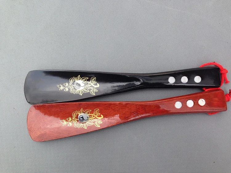 1PC Random Color wood shoe hornWeapon shoes! Vietnam Red rosewood wood 22 cm short shoehorn Wood Craft OK 0641
1PC Random Color wood shoe hornWeapon shoes! Vietnam Red rosewood wood 22 cm short shoehorn Wood Craft OK 0641