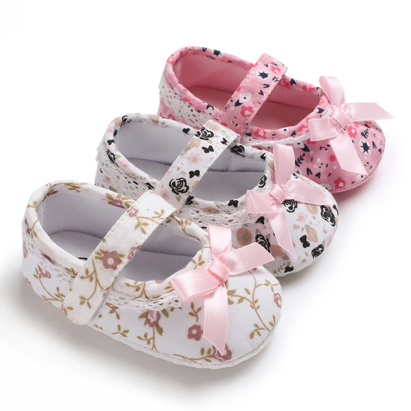 Baby Girls Shoes Autumn Toddler Flower Print Baby Shoes Soft First Walkers Princess Shoes 
Baby Girls Shoes Autumn Toddler Flower Print Baby Shoes Soft First Walkers Princess Shoes