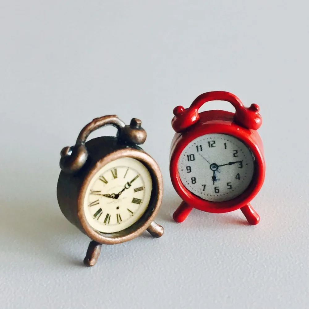 1:6/1:12 Dollhouse Miniature Model Alarm Clock Mini Home Decoration Toys Furnitures Doll House Living Room Accessories
1:6/1:12 Dollhouse Miniature Model Alarm Clock Mini Home Decoration Toys Furnitures Doll House Living Room Accessories