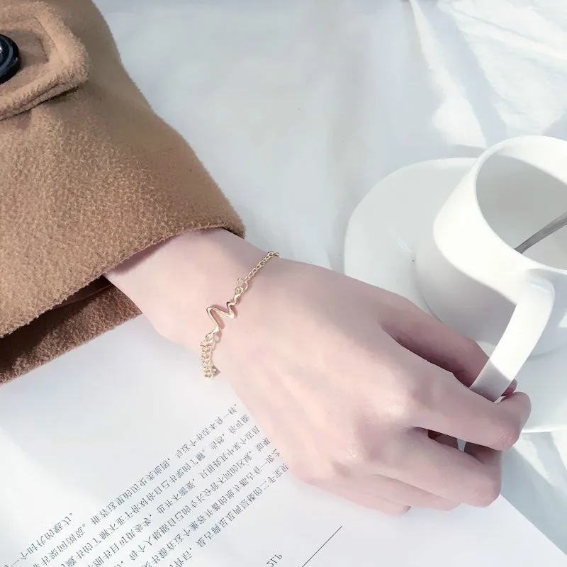 Hot Sale Korean Fashion Hot Simple Waves ECG Heart Rate Lightning Strand Bracelets For Women & Men Jewelry Summer Style Beach
Hot Sale Korean Fashion Hot Simple Waves ECG Heart Rate Lightning Strand Bracelets For Women & Men Jewelry Summer Style Beach