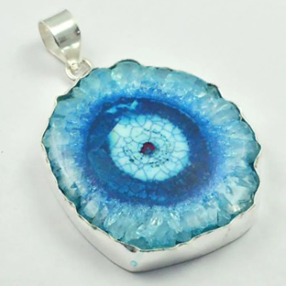 Solar Quarts Pendant Silver Overlay over Copper, Total Length: 55mm , P4357
Solar Quarts Pendant Silver Overlay over Copper, Total Length: 55mm , P4357
