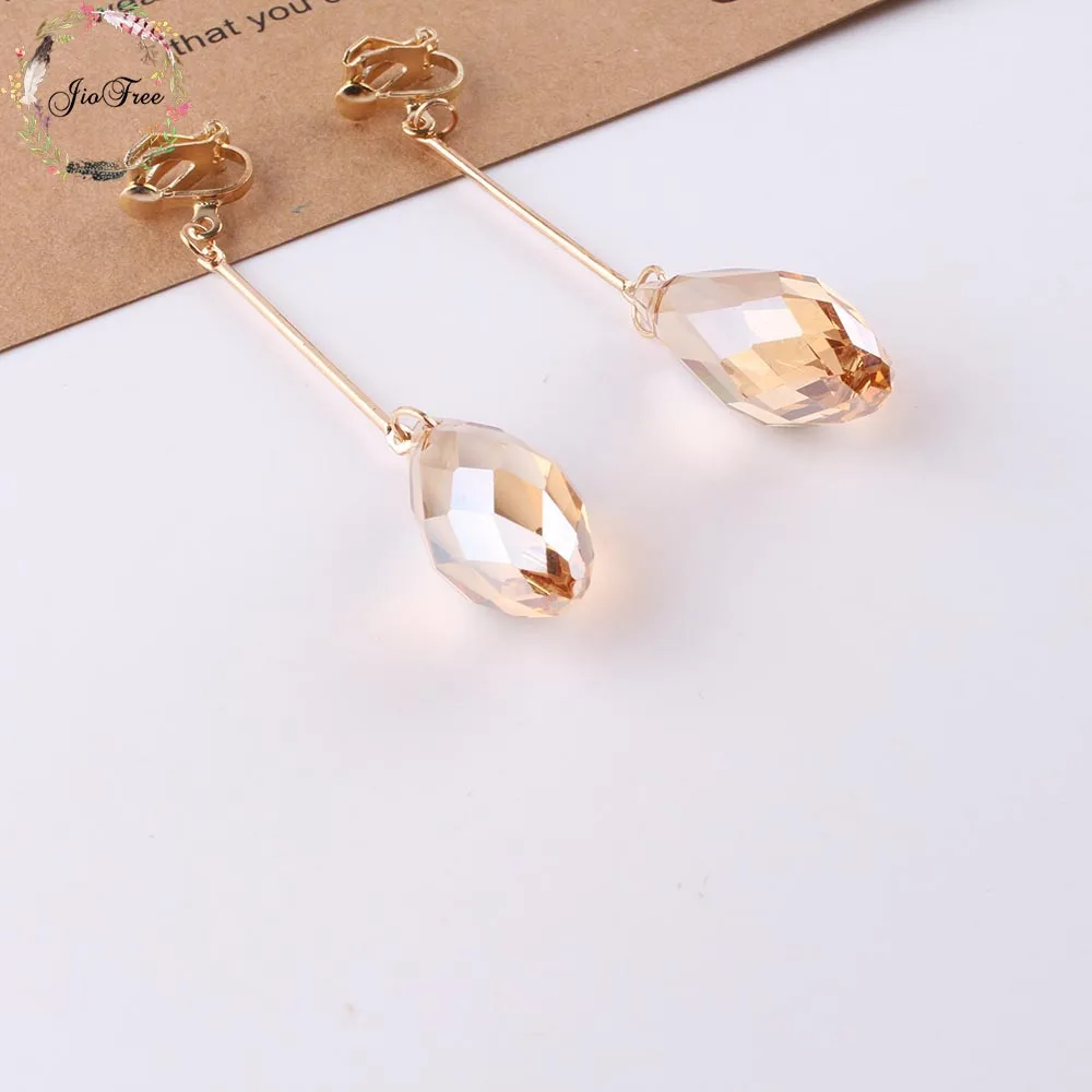 Fashion New Arrival Women Trendy Long crystal Clip On Earrings Without Piercing Women Earring for Chrismas Birthday gift
Fashion New Arrival Women Trendy Long crystal Clip On Earrings Without Piercing Women Earring for Chrismas Birthday gift