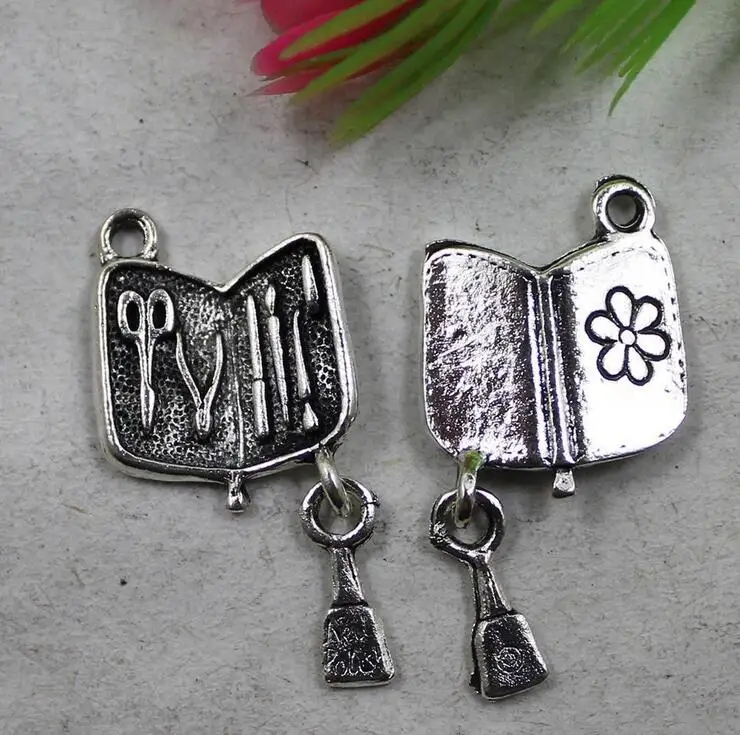 100Pcs Vintage Style Cute Manicurist Tools Kit Charm Pendants Antique Silver Box Pendants Jewelry Accessories Making
100Pcs Vintage Style Cute Manicurist Tools Kit Charm Pendants Antique Silver Box Pendants Jewelry Accessories Making