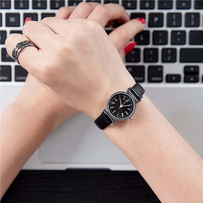 2018 Lady Woman small Wrist Watches High Quality Ladies Watches montre femme Quartz Watch Women Clock reloj mujer Elegant
2018 Lady Woman small Wrist Watches High Quality Ladies Watches montre femme Quartz Watch Women Clock reloj mujer Elegant