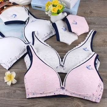Wireless bra brief set sutian Japanese three hooks simple wind breasted underwear during the development student bralette female
Wireless bra brief set sutian Japanese three hooks simple wind breasted underwear during the development student bralette female