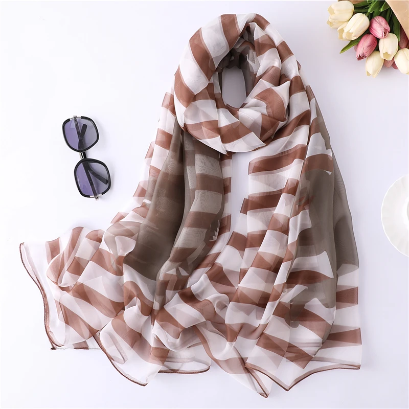 2019 big size women scarf fashion striped print silk scarves summer lady shawls and wraps pashmina beach stoles foulard echarpe
2019 big size women scarf fashion striped print silk scarves summer lady shawls and wraps pashmina beach stoles foulard echarpe